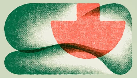 Апостиль остаётся прикреплённым к документу, который со временем выцветает